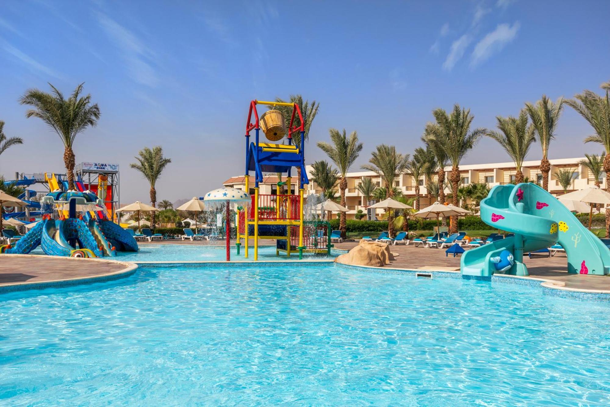 Xperience Kiroseiz Aquapark Premier-Naama Bay Hotel Sharm el-Sheikh Exterior photo Aqua Park at Hilton Hurghada Resort