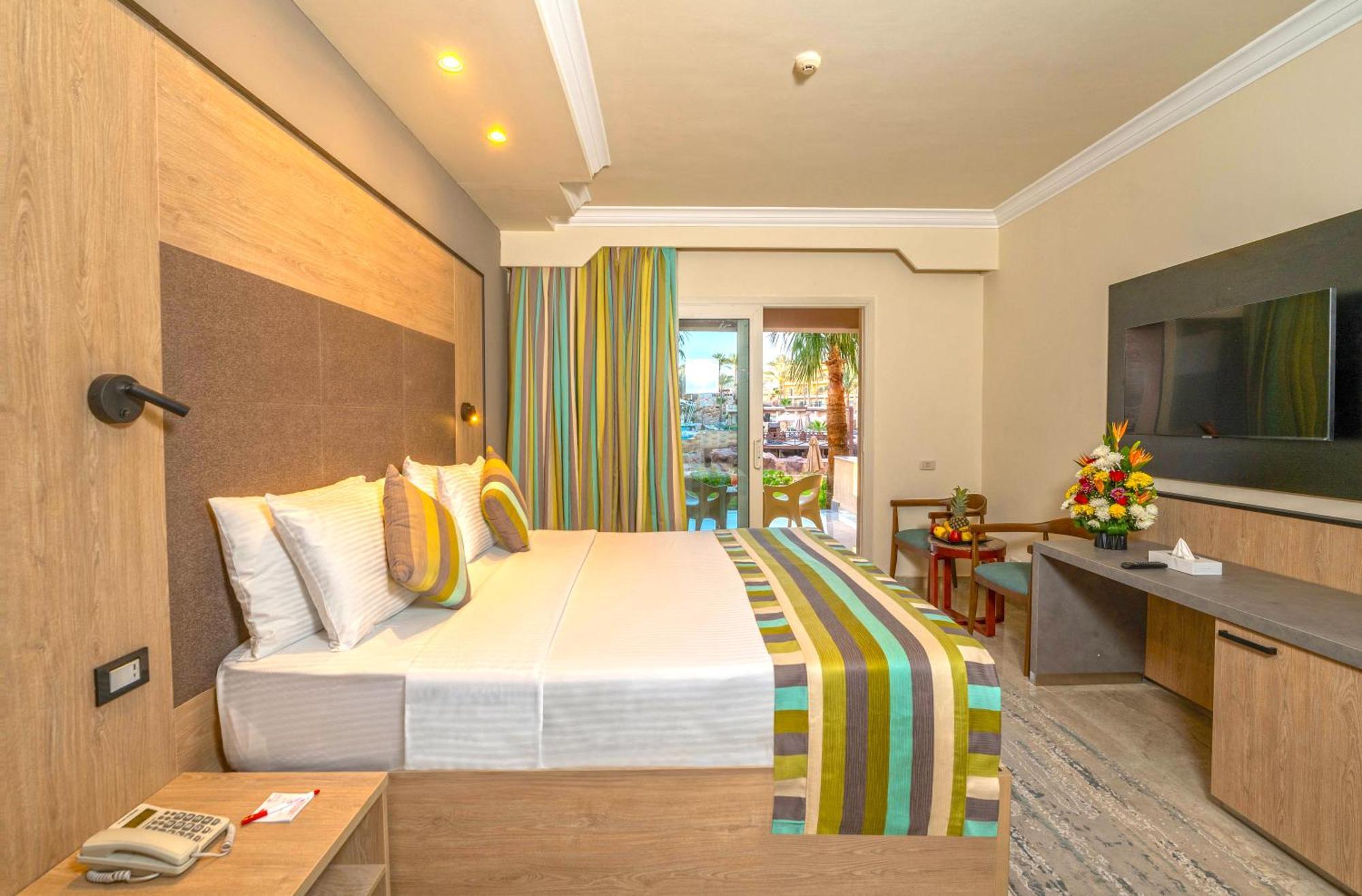 Xperience Kiroseiz Aquapark Premier-Naama Bay Hotel Sharm el-Sheikh Exterior photo