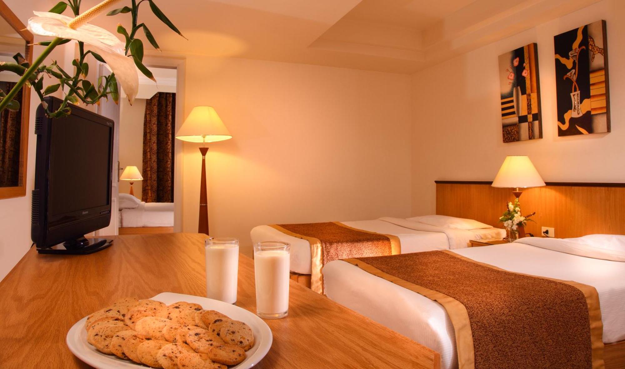 Xperience Kiroseiz Aquapark Premier-Naama Bay Hotel Sharm el-Sheikh Exterior photo